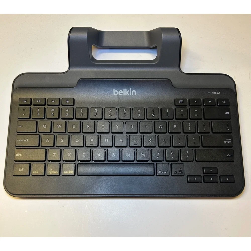Belkin Wired Keyboard with Stand B2B130 for iPad Lightning Connector‎ Black